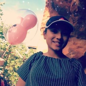 Meet your Posher, Jaret